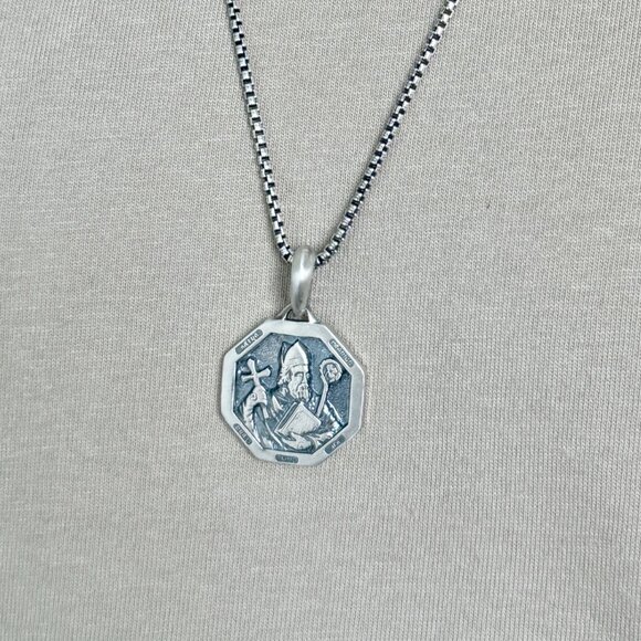 David Yurman 925 Sterling Silver Men's Saint Patrick Amulet Charm with Box Chain - Picture 1 of 4